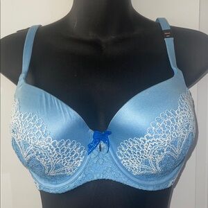 Victoria's Secret NEW NWT  Blue body by Victoria Lined Demi Bra 32DDD